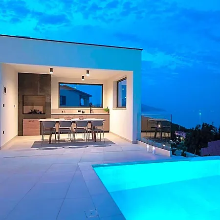 Luxury With Sauna