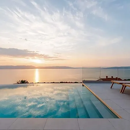 Luxury With Sauna Hotel Rabac